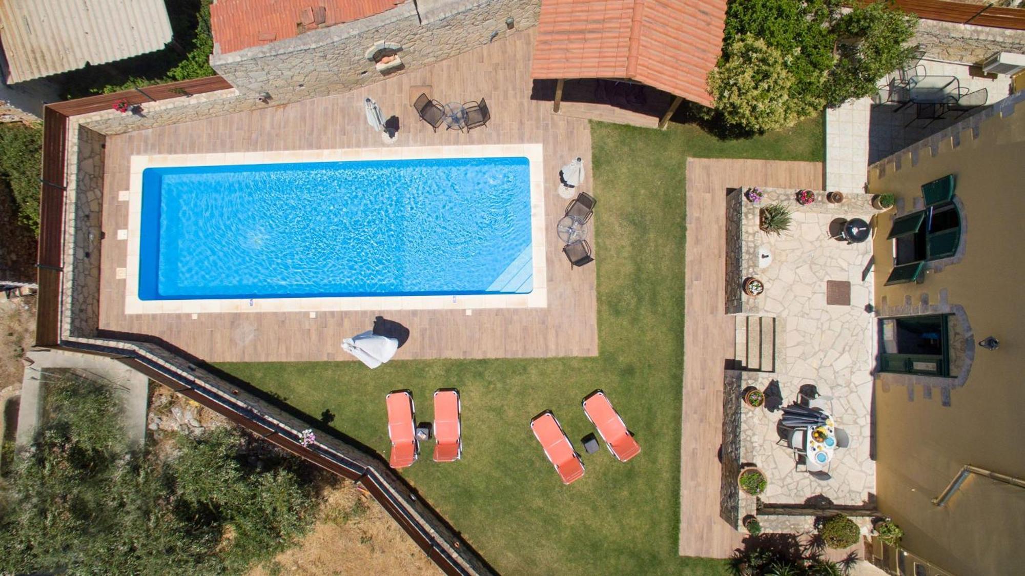 Skandalis Apartments With Pool Chorafakia Exterior foto